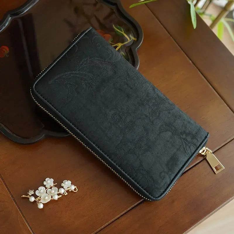 Xiangyunsha Silk Cloud Brocade Heritage Clutch Wallet - Image 3